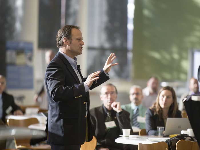 20 Tips for a Speakers Wardrobe