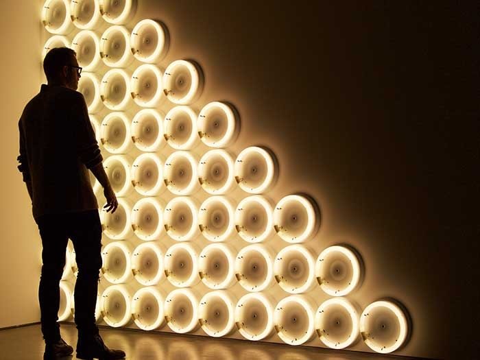 9 Tips to Creating a Professional Presence Offline and Online